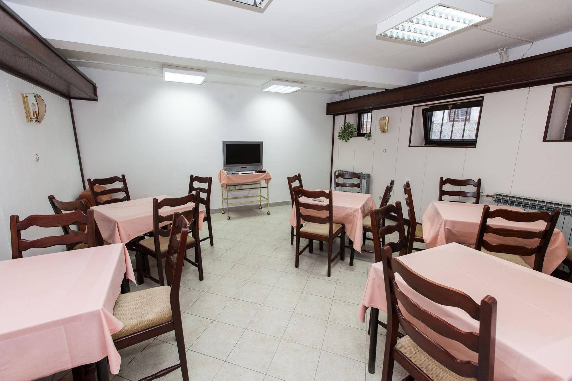 Hotel Zagreb تْسْغيكفانِتْسا المظهر الخارجي الصورة