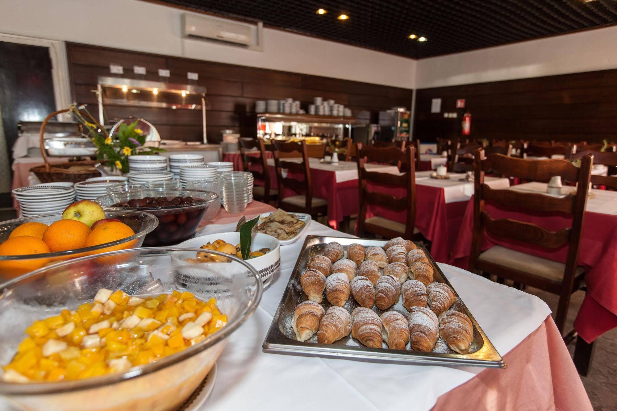 Hotel Zagreb تْسْغيكفانِتْسا المظهر الخارجي الصورة