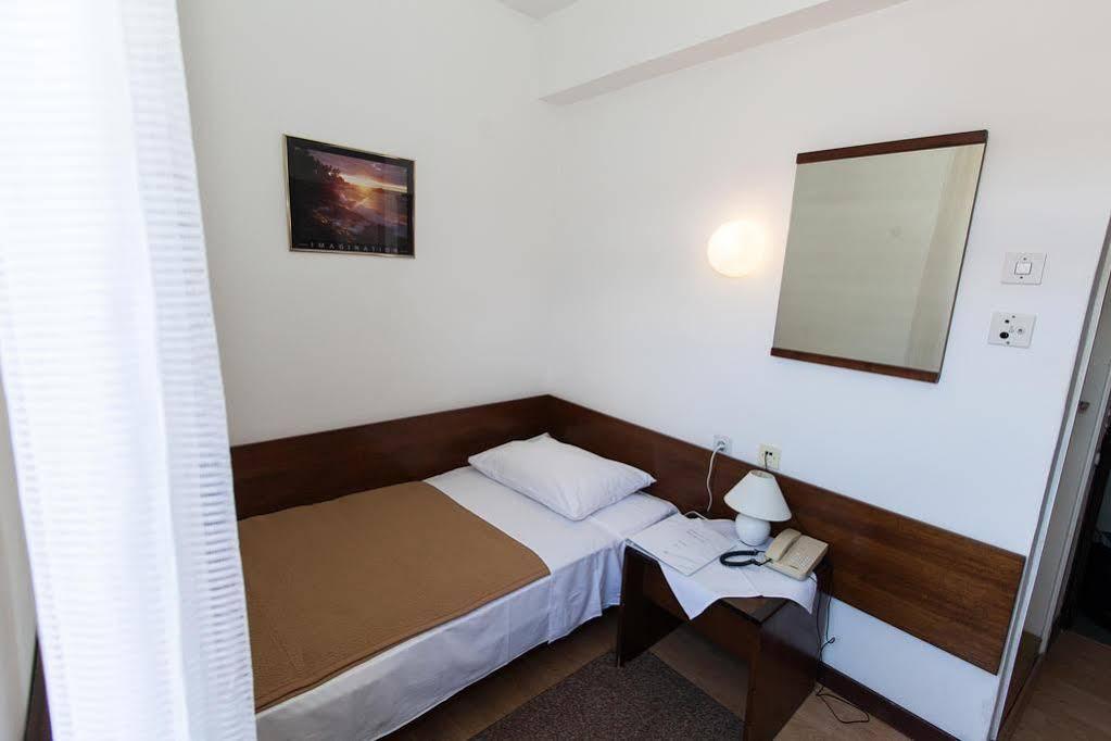 Hotel Zagreb تْسْغيكفانِتْسا المظهر الخارجي الصورة