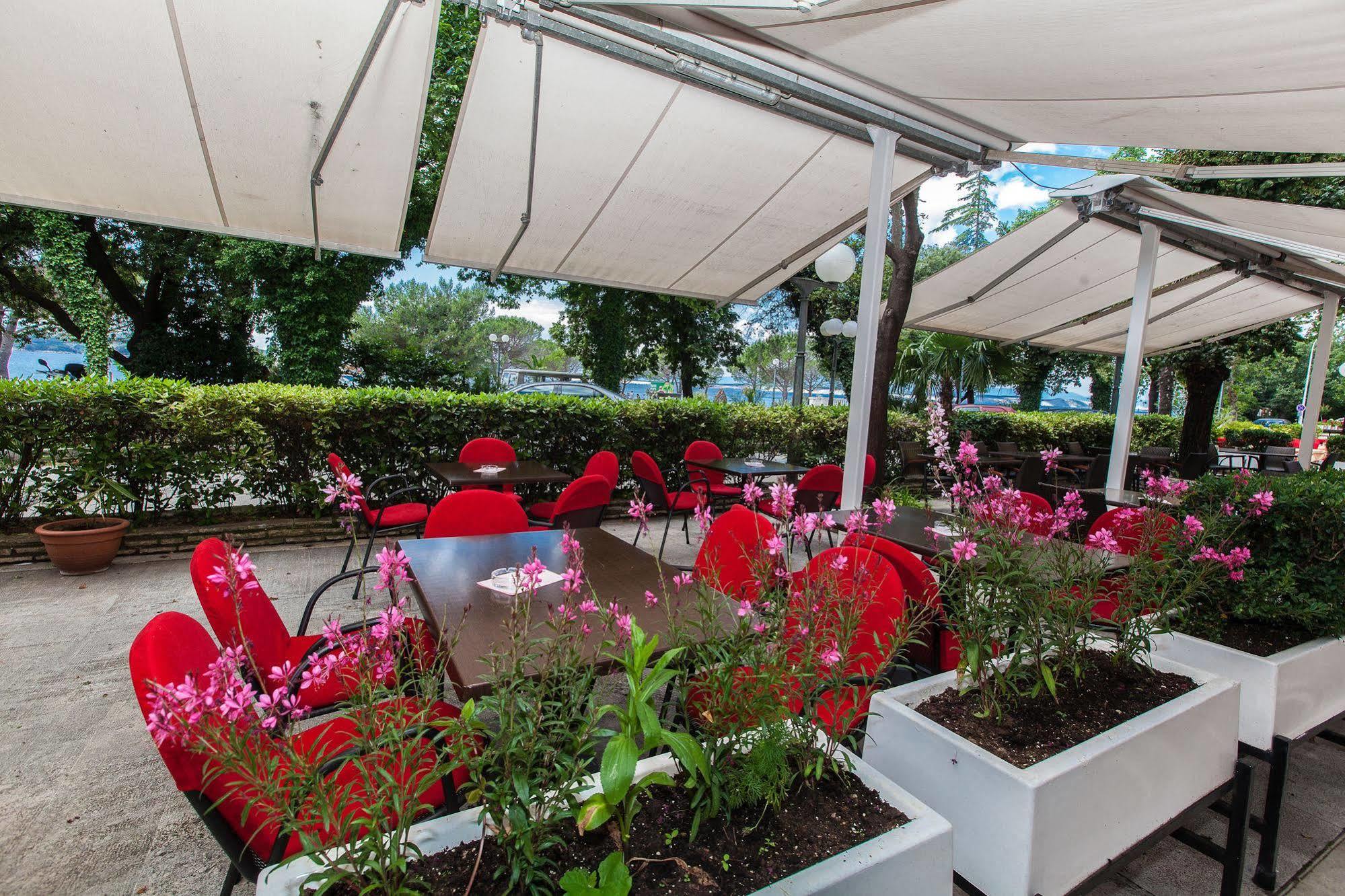 Hotel Zagreb تْسْغيكفانِتْسا المظهر الخارجي الصورة